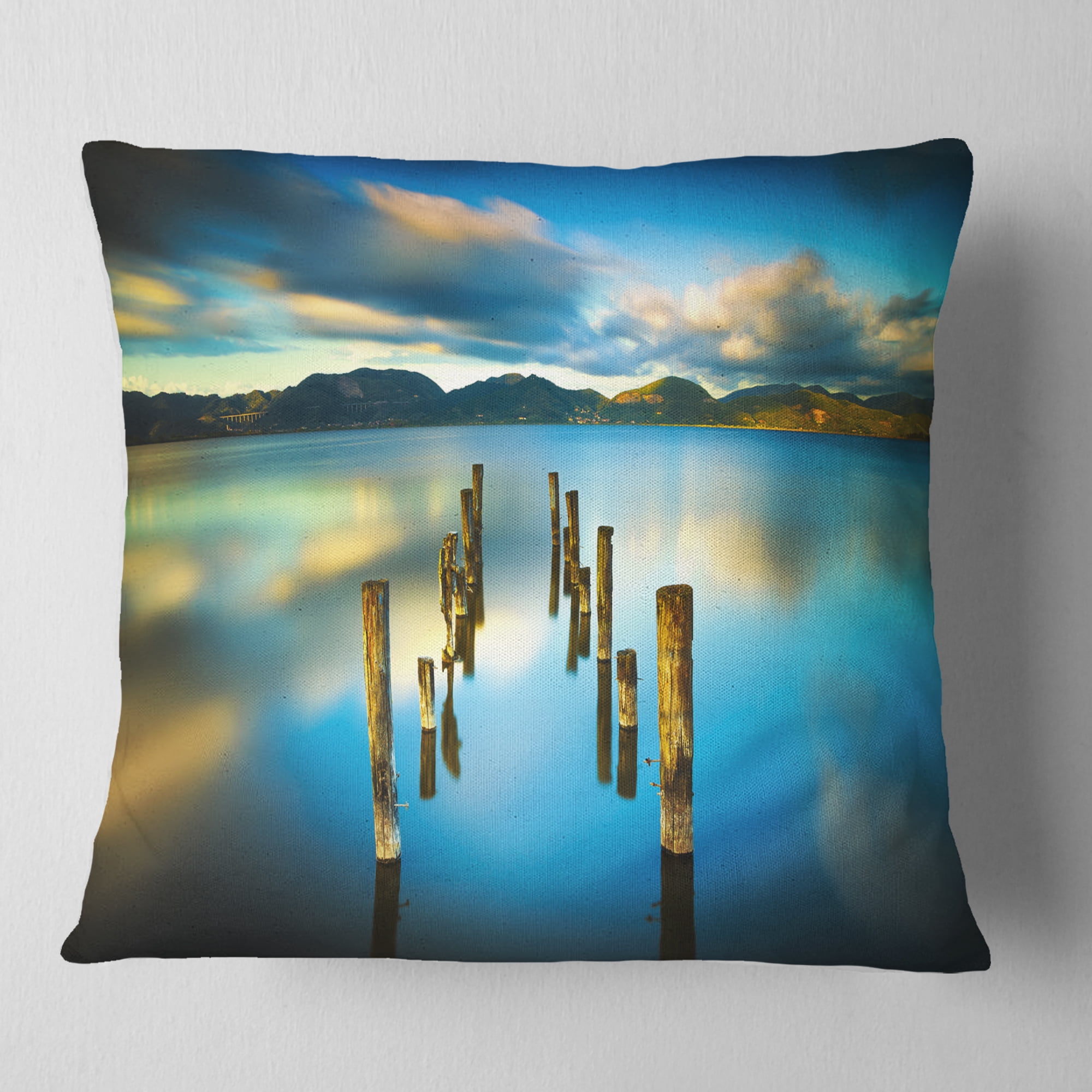 Designart Cloudy Lake with Broken Pier - Seascape Throw Pillow - 18x18