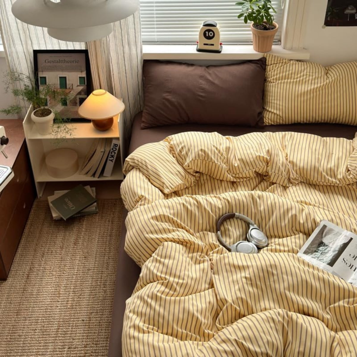 NAYOROOM Brown Stripes Yellow Duvet Cover Queen Set, 3-Piece Retro Vertical Ticking Stripes Soft Comforter Cover