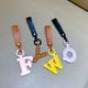 thumbnail image 4 of 26 llaveros colgantes de cuero con todas las letras con llaveros personalizados y exquisitos, 4 of 6