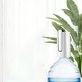 thumbnail image 4 of Bomba de botella de agua recargable por USB | Dispensador automático plegable para jarras de 5-6 galones | Portátil para hogar, cocina, oficina, camping | Flujo rápido | Batería de 1200 mAh, 4 of 6