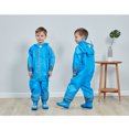 thumbnail image 4 of Impermeable con capucha y pantalón para niños, diseño ergonómico y cómodo, ideal para días lluviosos. Disponible en azul, talla M. ¡Mantén a tus pequeños secos y protegidos!, 4 of 7