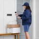 thumbnail image 2 of Timbre Inteligente con Video HD, Wi-Fi RING Video Doorbell 1 (2 Gen), 2 of 7