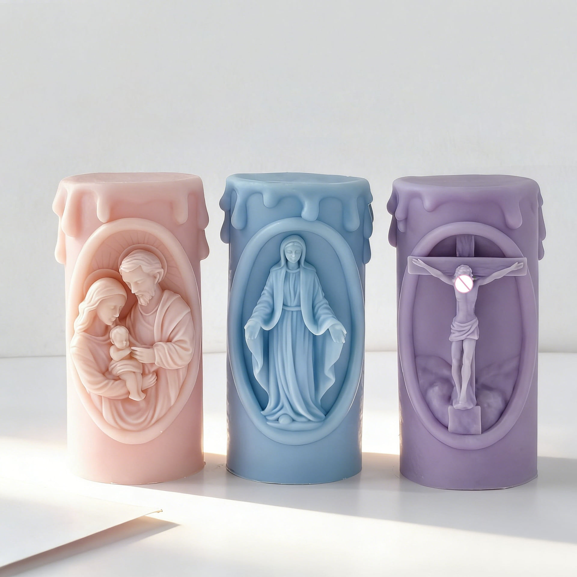1PCS Jesus Cylinder Candle Mold, 1PCS the Holy Mother and Father Holding the Child Cylinder Candle Mold，1PCS Mary Cylinder Candle Mold for Candle Making Aromatherapy Gypsum Candles Polymer Clay Craft