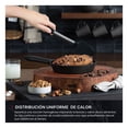 thumbnail image 4 of Sartén de Hierro Fundido con Funda de silicón, Distribución Uniforme de Calor Cookify (Negro, 25.4cm), 4 of 8