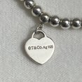 thumbnail image 2 of Tiffany & Co. Bracelet en Perles d'Argent avec Pendentif Cœur, 2 of 5