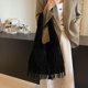 thumbnail image 2 of Bolso Mano Vintage 1, 2 of 9