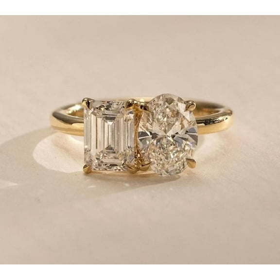 Antique 2 CT Toi Moi Wedding Ring Emerald & Oval Cut 18K Solid Gold Ring Moissanite Double Stone Engagement Ring