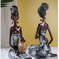 thumbnail image 4 of Las artesanías de resina de estilo africano retro adornan la escultura de arte de las mujeres JM, 4 of 5