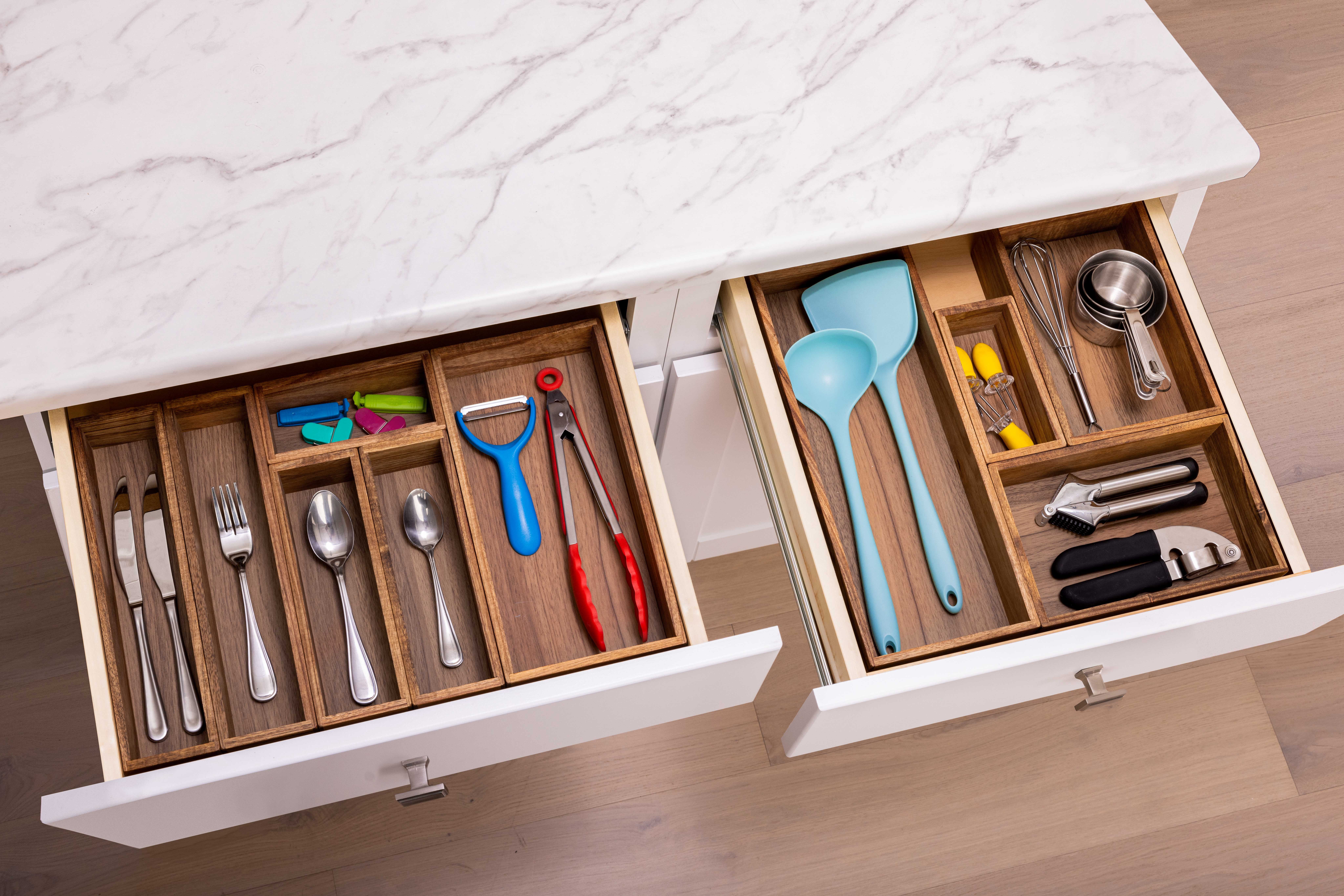 Seville Classics Acaicia Wood Premium Organizer Storage Bins for Kitchen Silverware, Pantry, Closet, Office Desk, Pens, Utensils, Makeup, K Cup, Acacia Wood, Bin Set (10 Piece)