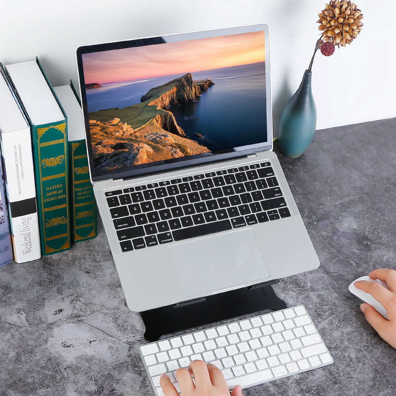 Moclever Portable Laptop Stand Aluminum Angle Adjustable Ergonomic Computer Holder Riser Heat Vent Notebook Elevator for 10-17in MacBook Pro 13 / 15, Black