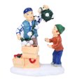 thumbnail image 1 of Resina Navidad muñeca escultura arte manualidades DIY nieve pueblo estatuilla jardín decoración, 1 of 9