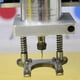 thumbnail image 4 of Speravity Placa de prensa, placas de presión ajustables automáticas, prensatelas de ligereza pequeña, máquina de grabado, dispositivo Herramientas manuales, 4 of 6