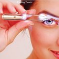 thumbnail image 4 of Pinzas para depilar cejas y pestañas con luz LED creativas, herramienta de maquillaje portátil para mujer, 4 of 8
