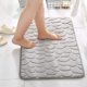 thumbnail image 3 of Alfombrilla de baño absorbente antideslizante, alfombrilla para puerta de baño de espuma viscoelástica, alfombrilla lavable para masaje, grosor aproximado de 20 mm, gris, 50*80 CM Rojo Verde, 3 of 5