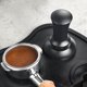 thumbnail image 2 of Molinillo de café de prensa constante de acero inoxidable Máquina de café italiana Molinillo de escala a juego Martillo 51 58MM, 2 of 5