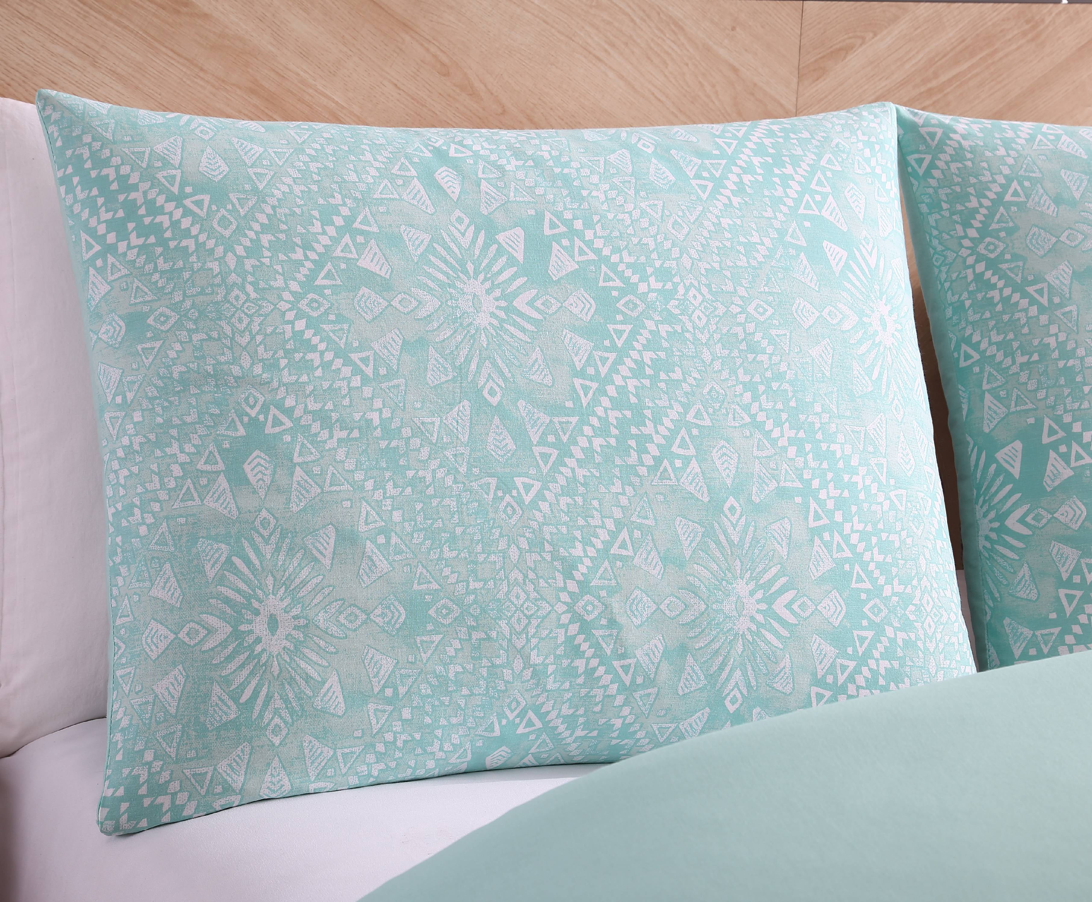 Sand Cloud Kaibu Isle Aqua Boho Block Print Reversible Comforter Set