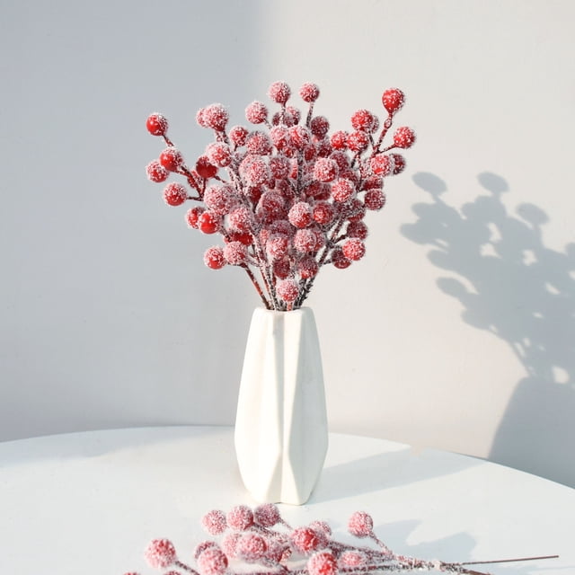 Jkkant Pics Artificiels de Houx Givré, Baies Rouges Enneigées pour Remplisseurs d'Arbre de Noël et Bricolage d'Hiver