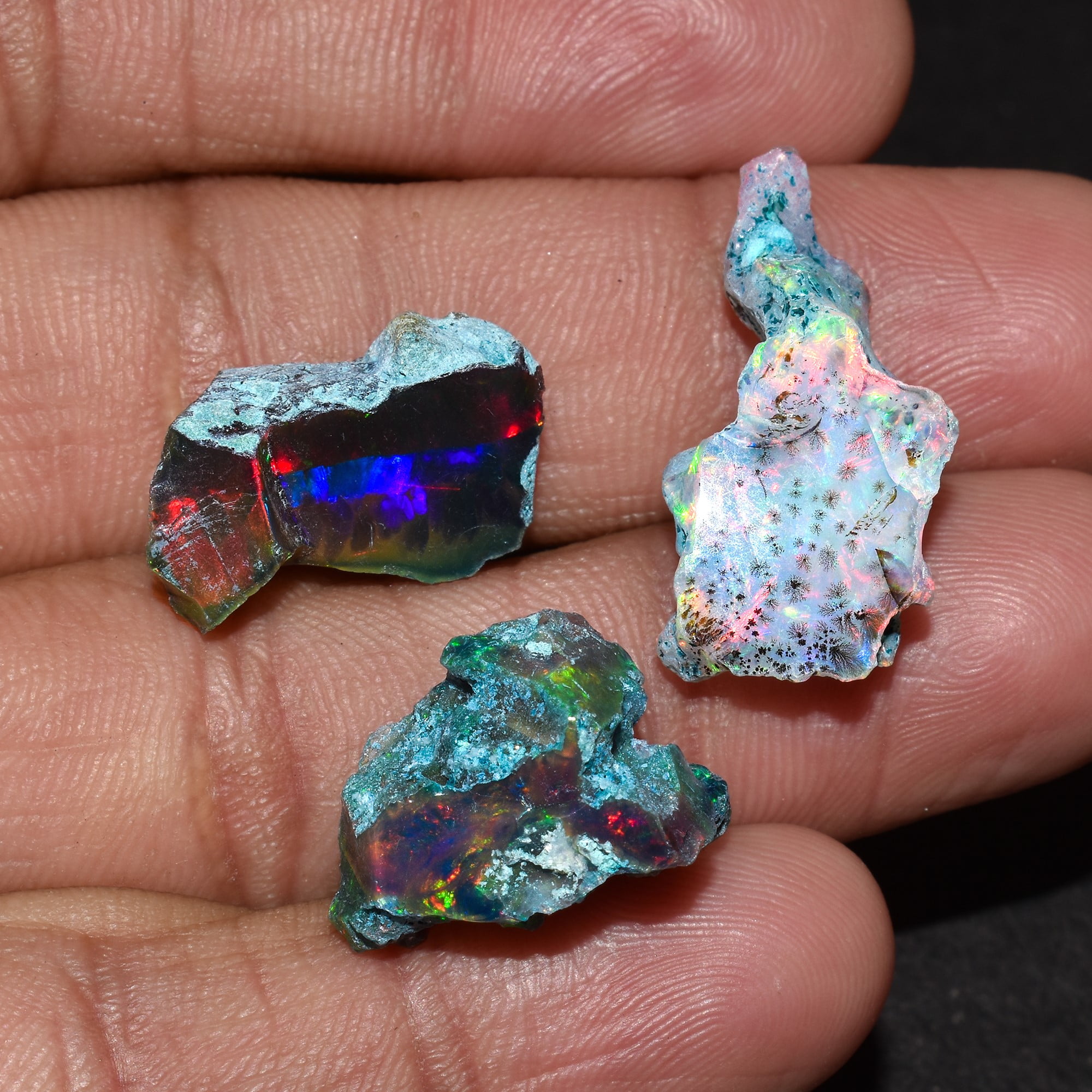 Crystalshop Raw Opal Crystals - 25cts Genuine Natural AAA Grade Opal Gram Lot, Reiki Crystals and Healing Stones,Jewelry Making Gemstone, Ultra Fire