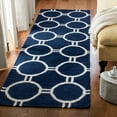 thumbnail image 3 of SAFAVIEH Dhurrie Sloane Geometric Circles Wool Runner Rug, Navy/Ivory, 2'6" x 8', 3 of 10