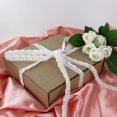 thumbnail image 2 of UNIQUE CREATIV Looped Lace Ribbon blanc 19 mm (0.75 in) × 2.74 m (¾ in × 3 yd), 2.74 m (9 ft), 2 of 4