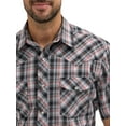 thumbnail image 3 of Wrangler® Men's and Big Men's Regular Fit Short Sleeve Western Shirt, Sizes S-5XL, 3 of 4