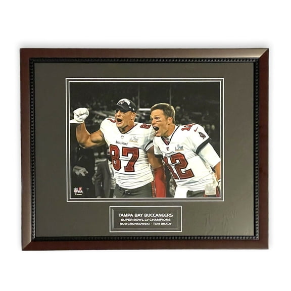 Tom Brady  Rob Gronkowski Unsigned Photo Framed to 16x20