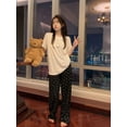thumbnail image 1 of Pijama de manga corta con estampado de cara sonriente para mujer, camiseta y pantalones largos, ropa de estar por casa informal, estilo coreano, Ins, 2024, 1 of 5