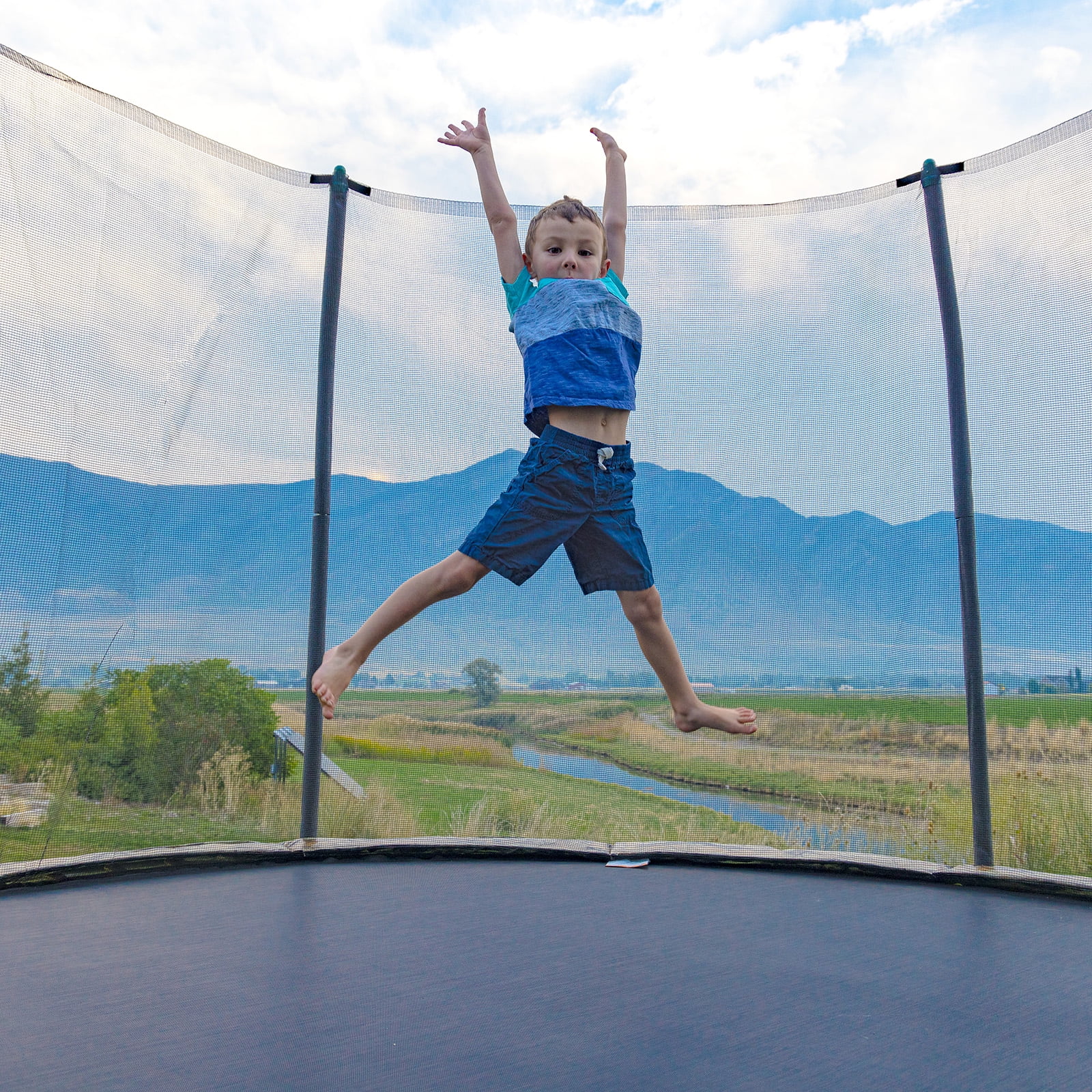 Skywalker Trampolines 12 Foot Round Outdoor Trampoline with Enclosure, Camo