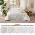 thumbnail image 5 of Juego de edredón Bedsure Boho Tufted Queen White, 3 piezas, 5 of 5
