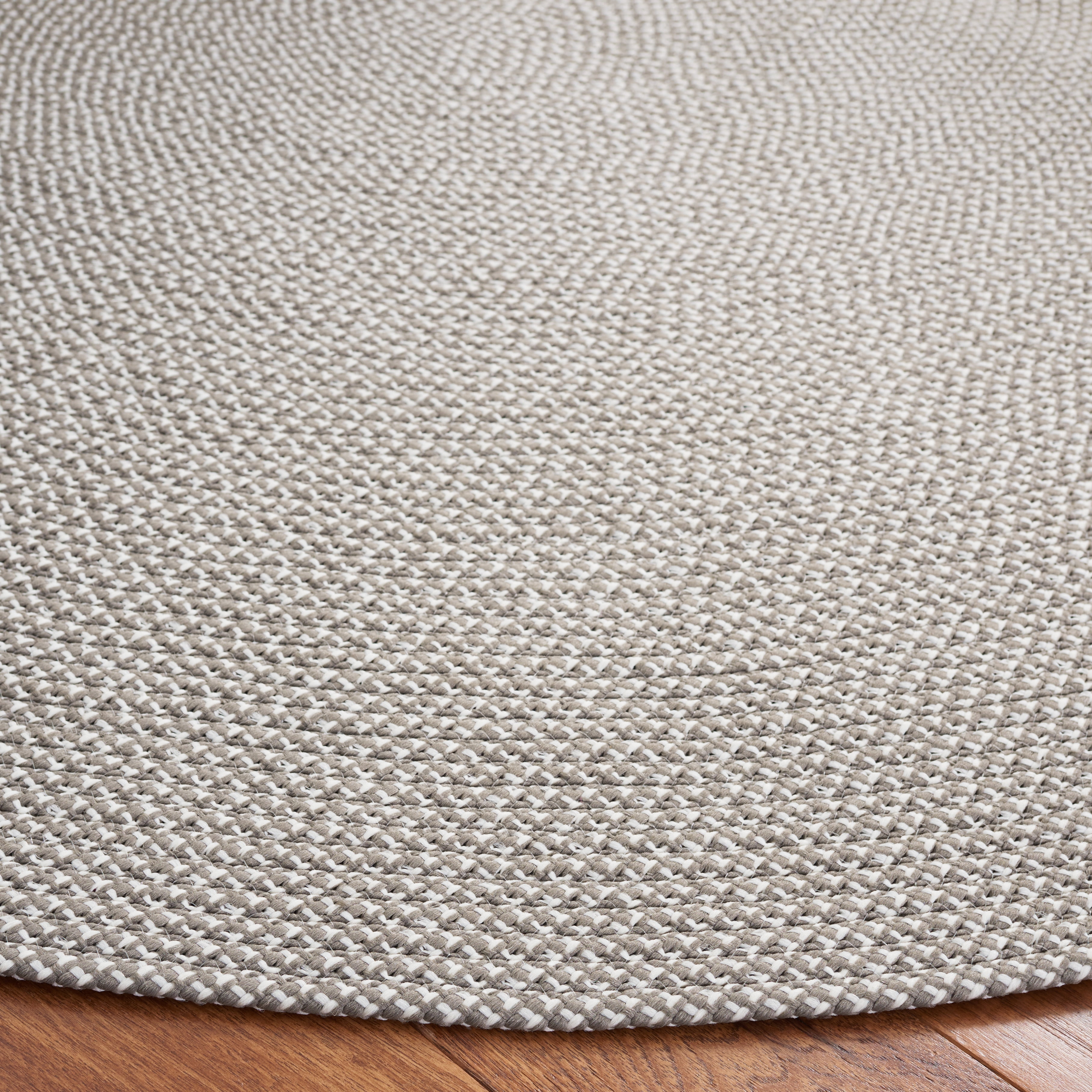 SAFAVIEH Braided Braylon Solid Reversible Area Rug, Gray/Ivory, 5' x 5' Round