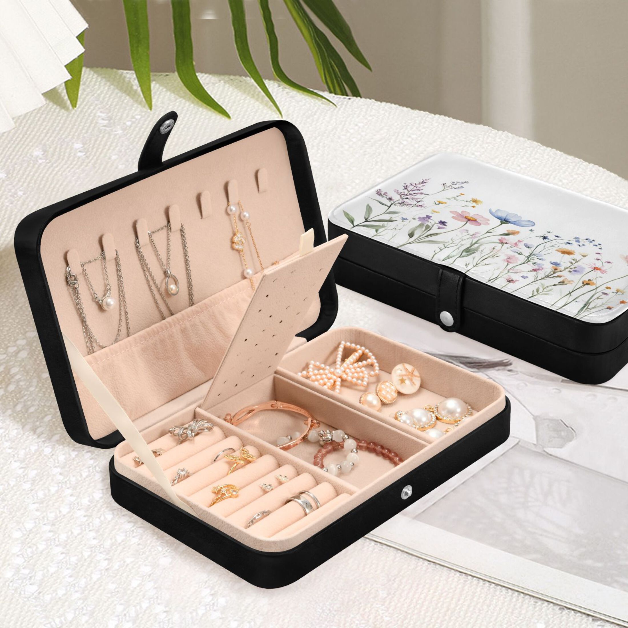 Leather Jewelry Box Rectangular 8.27x5.5x1.78In Travel Jewelry Storage Earrings Necklace Bracelet Watch Brooch Storage Watercolor Blue Flowers