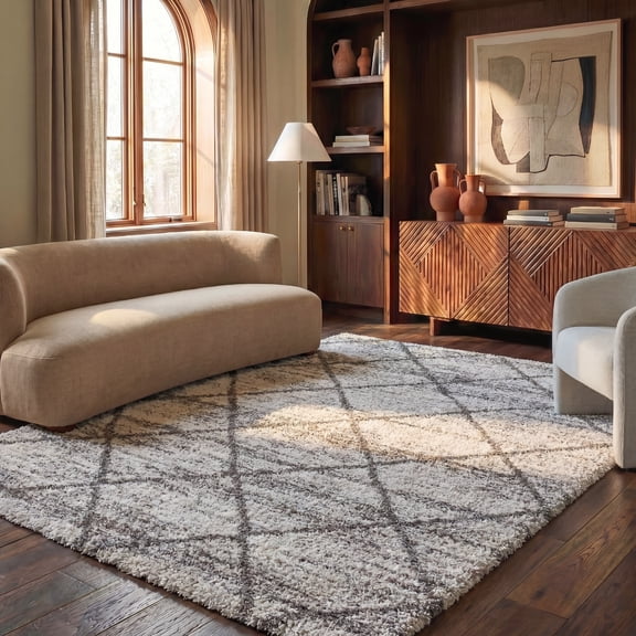 Safavieh Hudson Amias Geometric Shag Area Rug, Gray/Beige, 5'3" x 7'6"