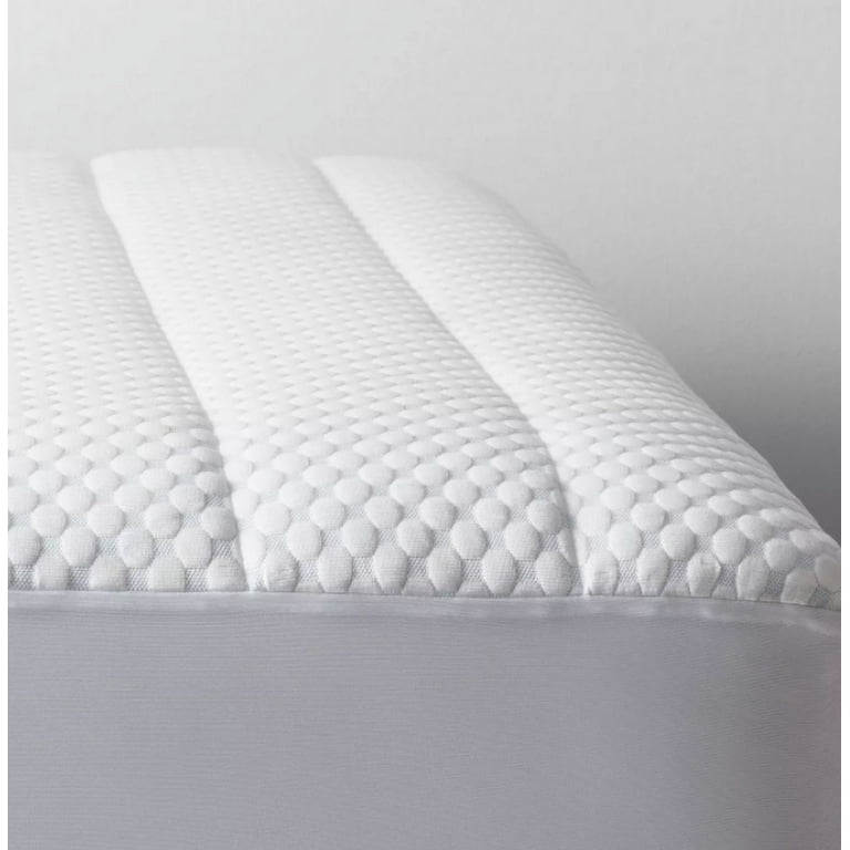 Cool touch mattress pad deals