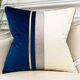 thumbnail image 1 of Funda de cojín de terciopelo a rayas de cuero azul marino, blanco y dorado, funda de almohada decorativa moderna de lujo, 1 of 5