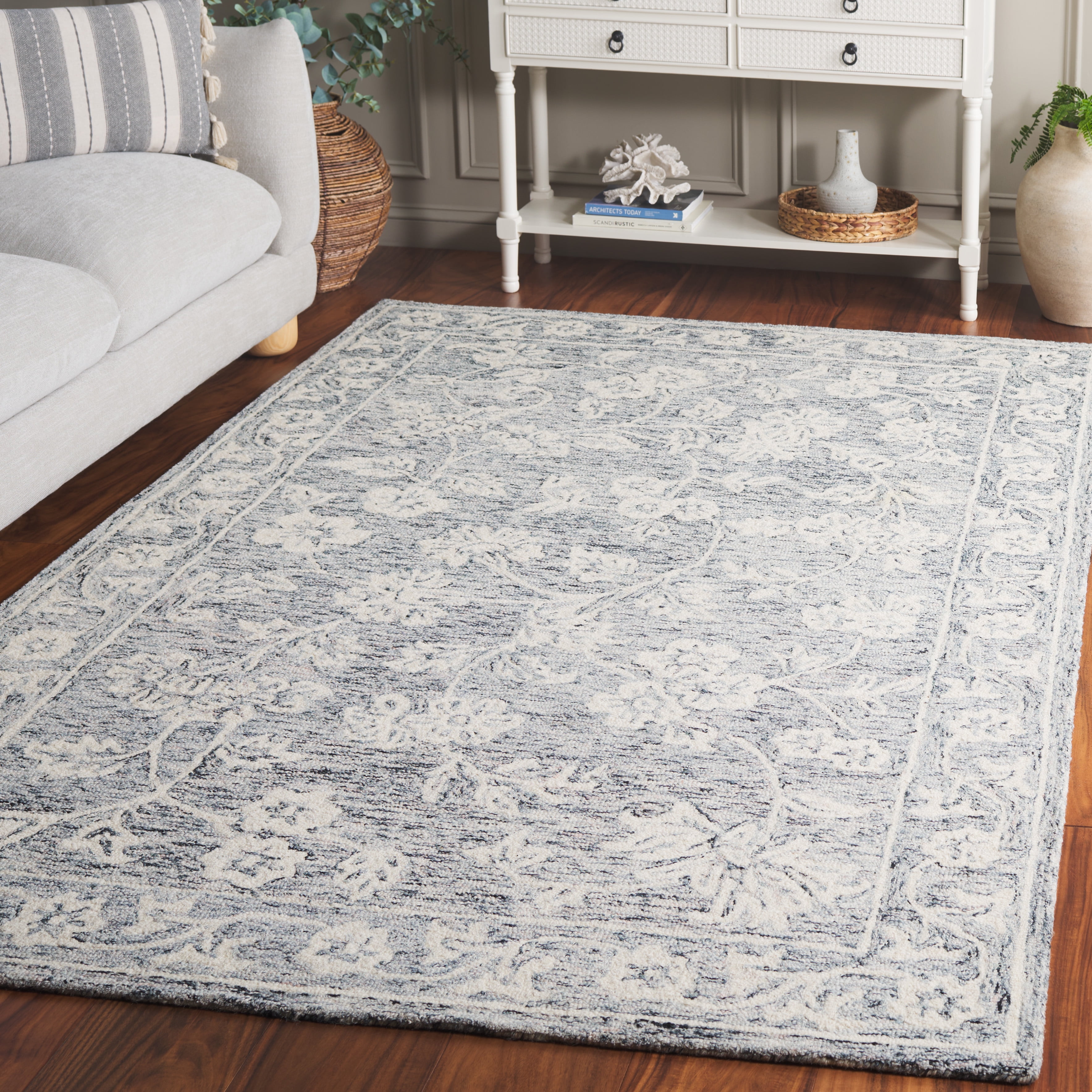 SAFAVIEH Capri Serenity Floral Wool Area Rug, Blue/Ivory, 4' x 6'