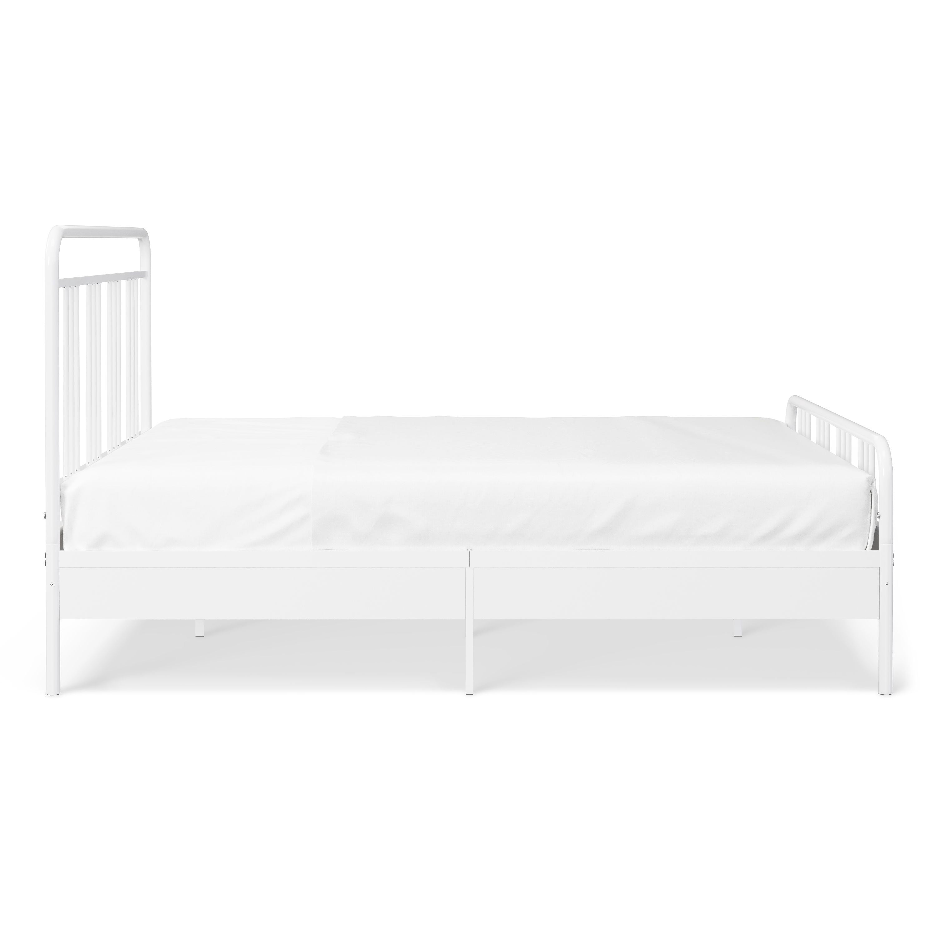 Mainstays Kids Full Size Metal Platform Bed Frame, White