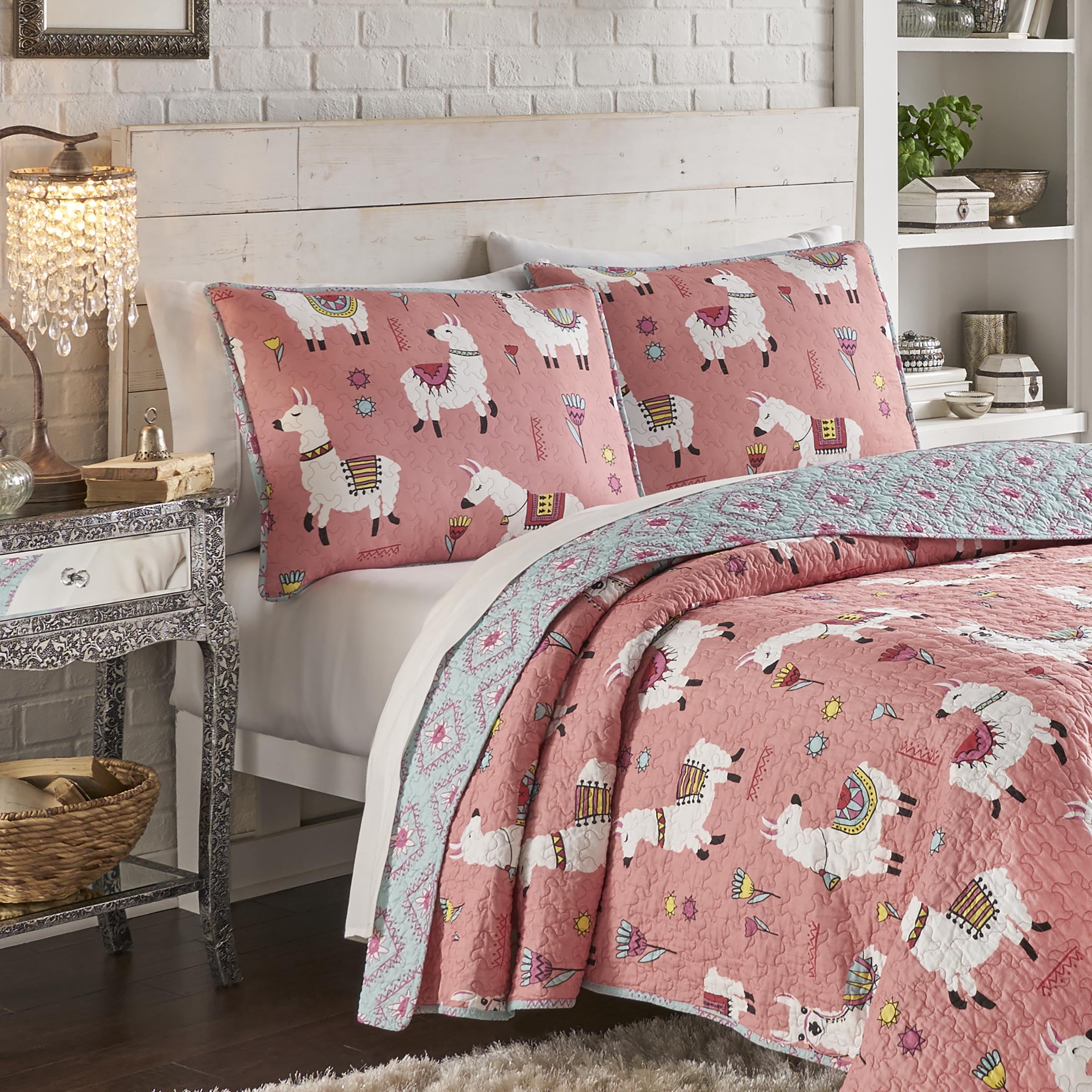 Vue Llama Drama Reversible 3 Piece Quilt Set, Full/Queen