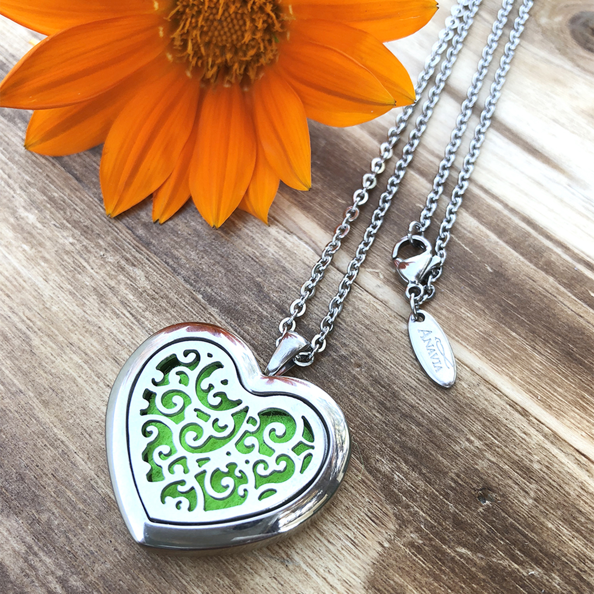 Anavia Mother's Day Gift for Mom, Heart Essential Oil Necklace, Diffuser Jewelry, Gift for Wife, Wife Birthday Gift, Gift for Girlfriend, Anniversary Gift, Friend Gift, Gifts for Mom- Lavender Oil - image 4 of 6