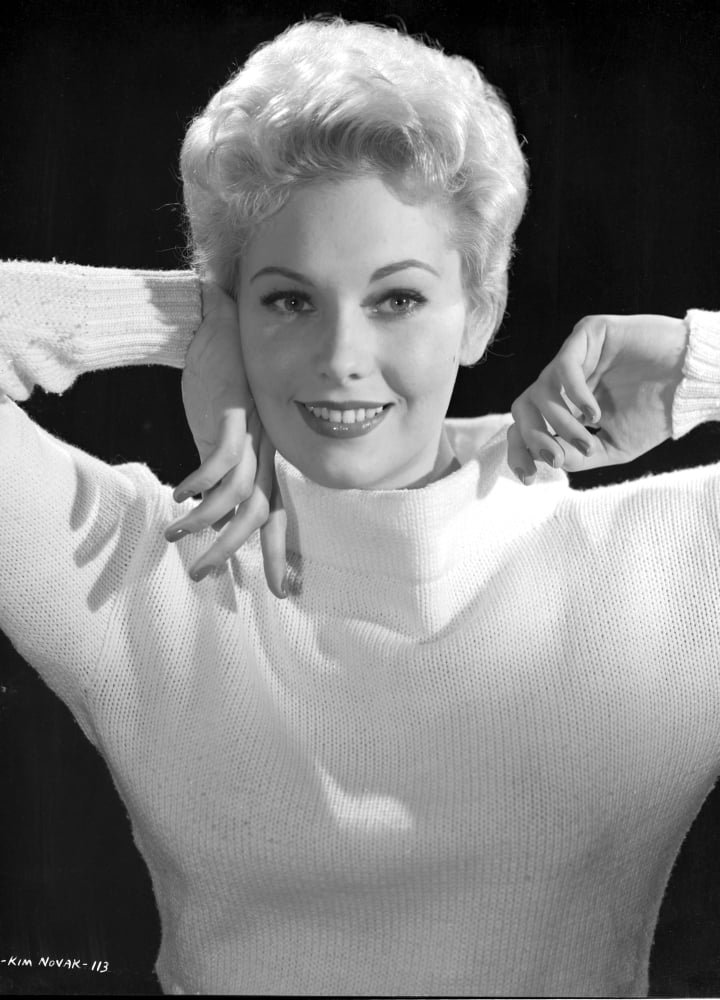 kim novak wearing fit sweater portrait photo print 8 x 10 walmart kim novak wearing fit sweater portrait photo print 8 x 10 walmart