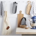 thumbnail image 2 of Juego de guantes de cocina KitchenAid Beacon, bicolor, antideslizantes, 2 piezas, 2 of 7