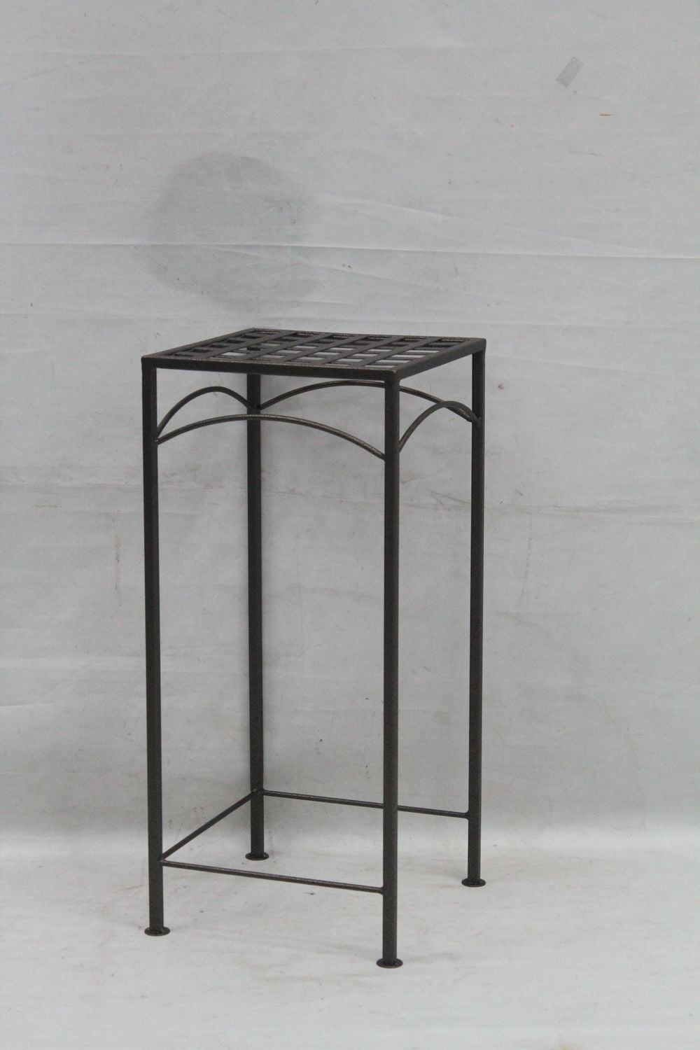 PLANT STAND