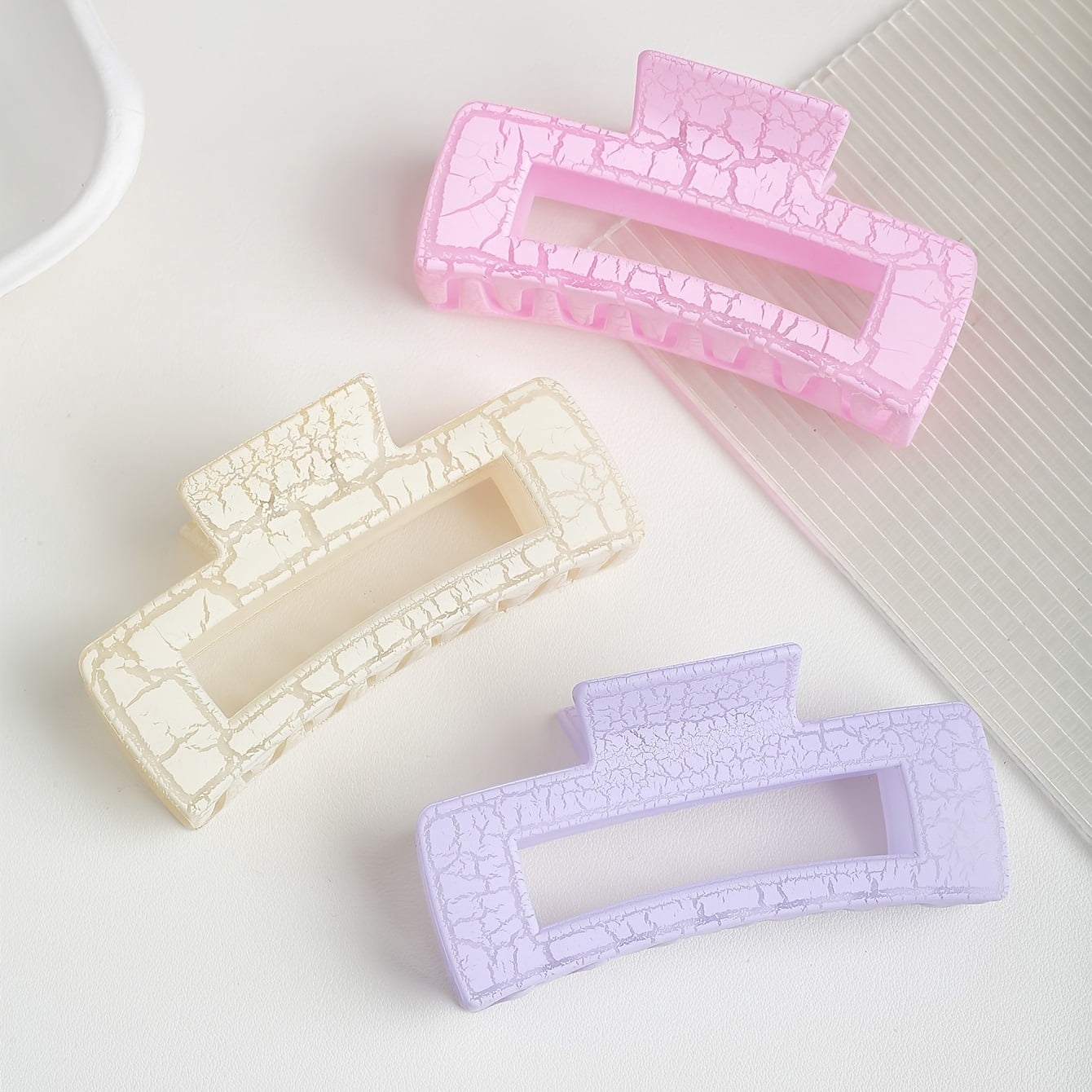 Set of 3 sweet frosted cracked square hollow hair claw clips | Simple and fresh rectangular shark clip | Suitable for daily life and beach vacations