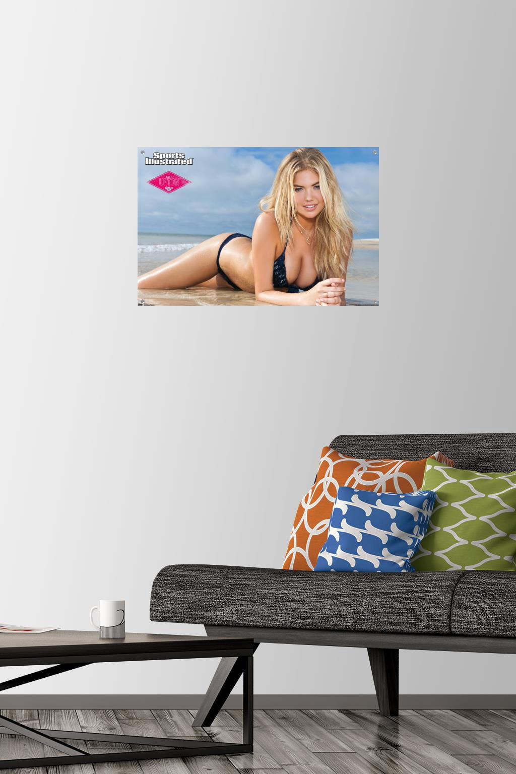 Sports Illustrated: Swimsuit Edition - Kate Upton 12 Wall Poster with Push Pins, 14.725" x 22.375"