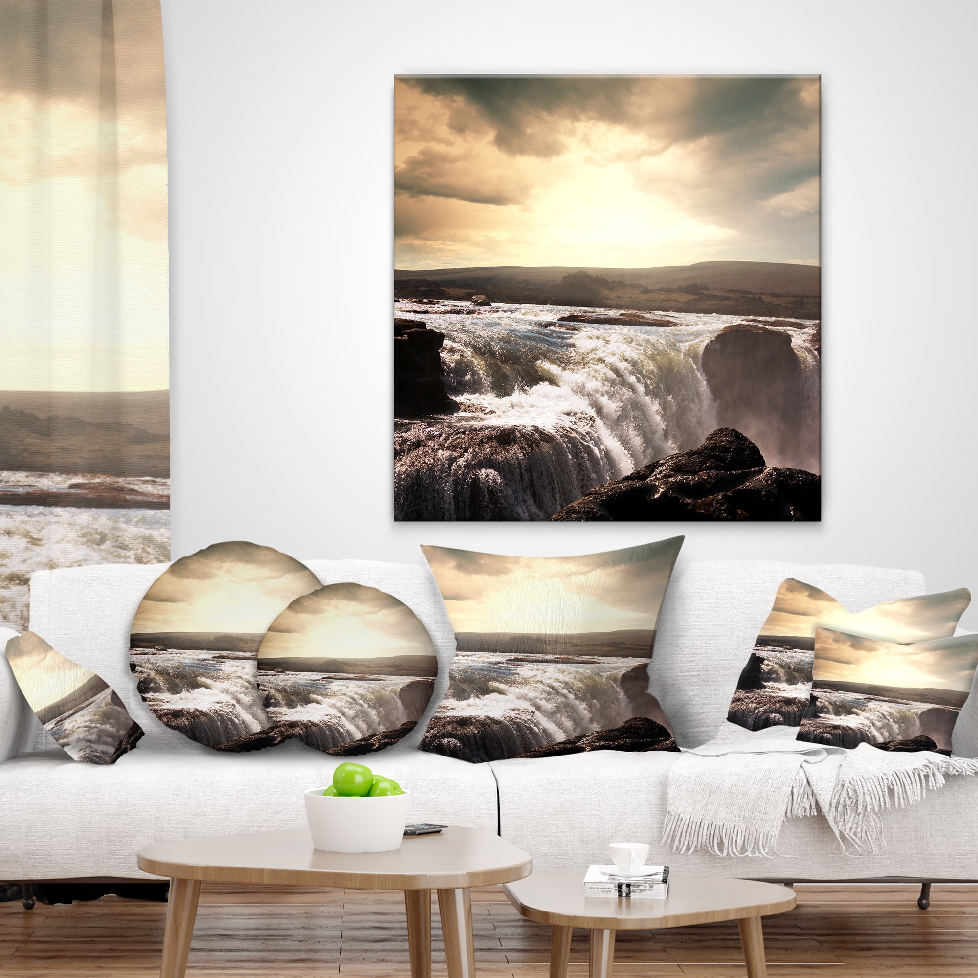 Designart 16" x 16" White Polyester Throw Pillow