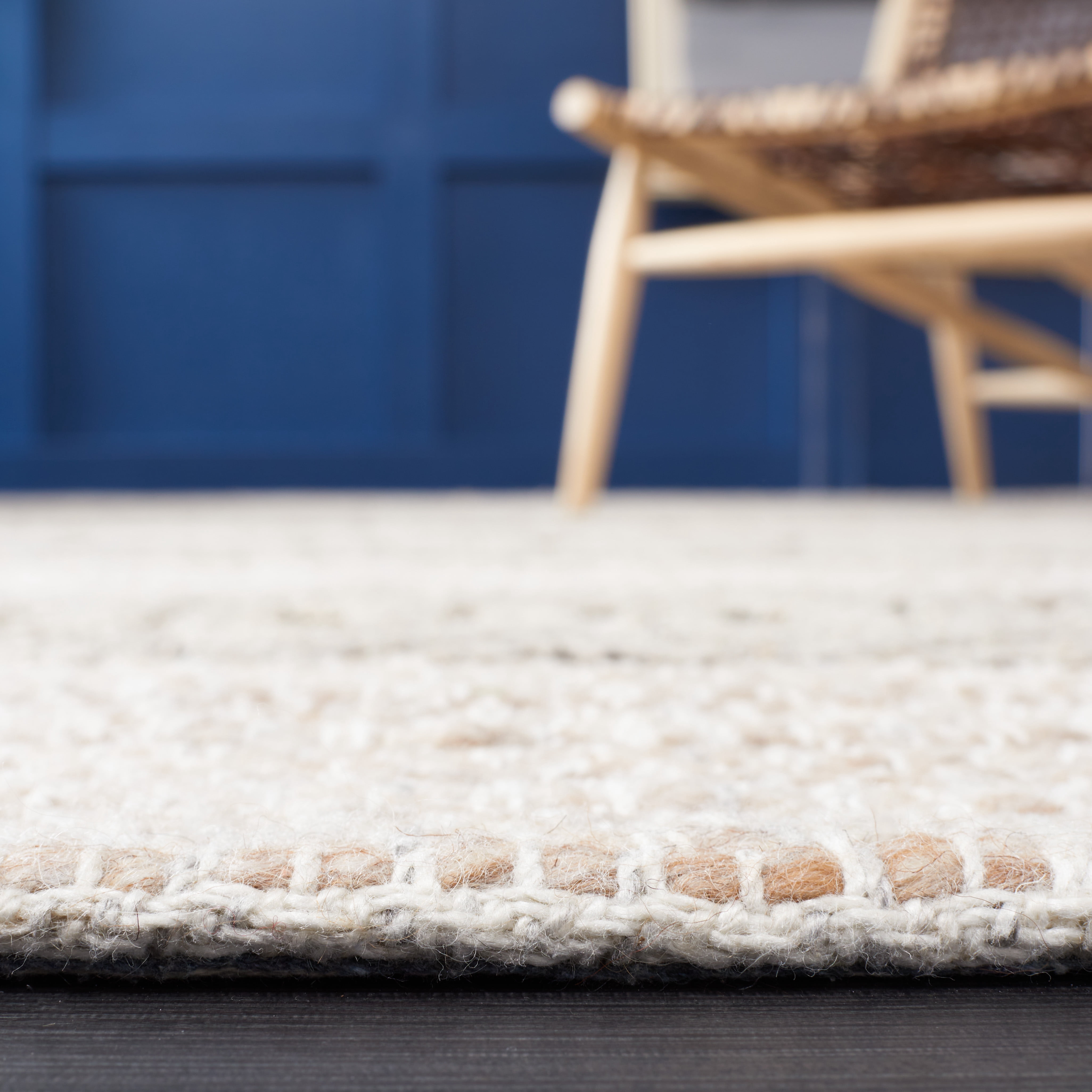 SAFAVIEH Natura Ernesto Geometric Area Rug, Beige/Ivory, 6' x 6' Square