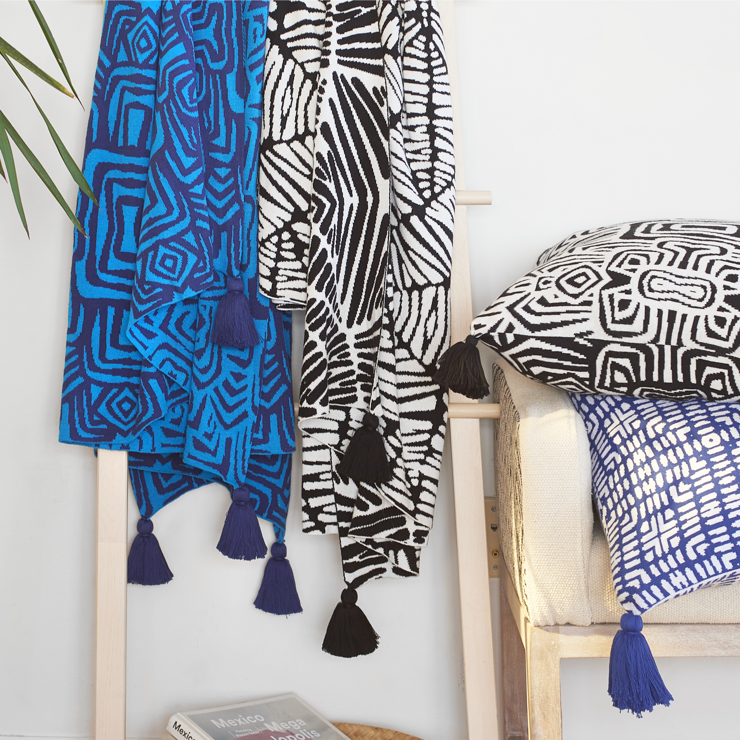 Rochelle Porter Design Oga Throw Black, 50in x 60in, Rectangle, Black, White, 1 Piece, Cotton, Adult