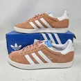 thumbnail image 1 of Men's Adi-das Gazelle Originals Casual Shoes / Wonder Clay / IG6213 / Size 10, 1 of 6