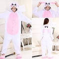 thumbnail image 2 of Pijama de una pieza de franela para el hogar para hombres y mujeres, adultos y niños, con dibujos animados de conejo blanco, conejo azul, conejo rosa, otoño e invierno, 2 of 5