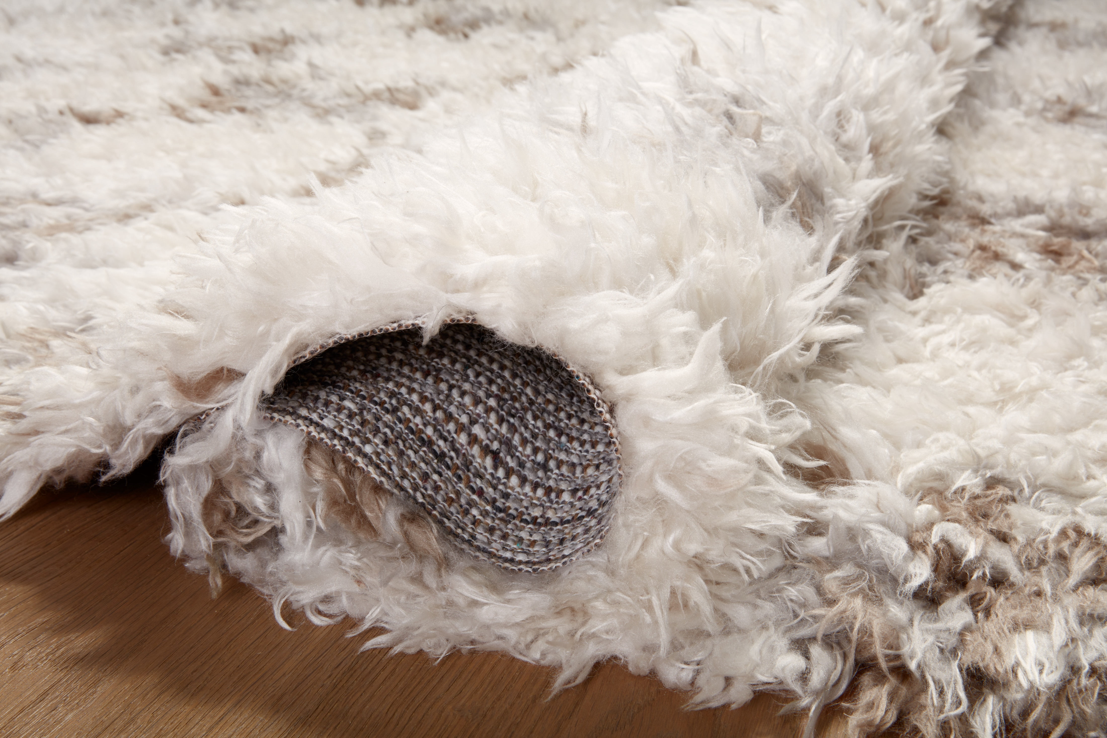Angela Rose x Loloi Amira Ivory / Pebble 2'-3" x 4'-0" Accent Rug
