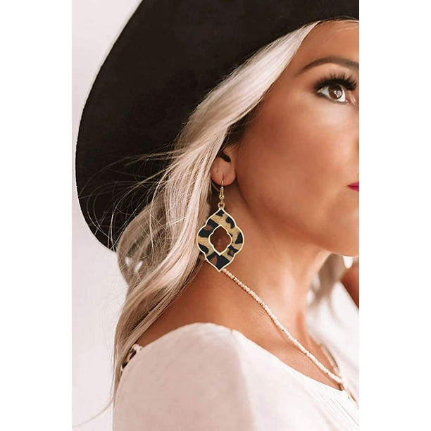 HTAIGUO Long Necklace for Women Leopard Print Necklace Cheetah